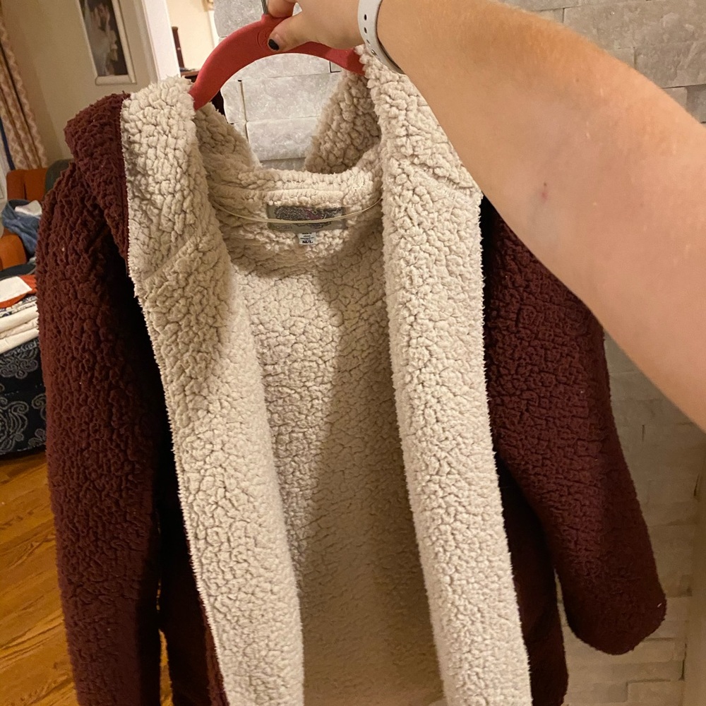 Fuzzy jacket - Picture 4 of 4